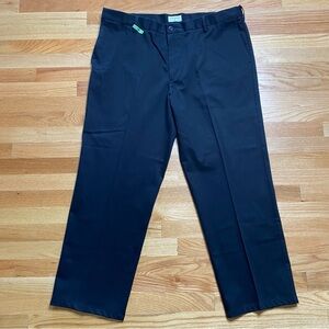 Dockers Mens Khaki Pants W42 L30 Flat Front Black Business Casual Extender Waist
